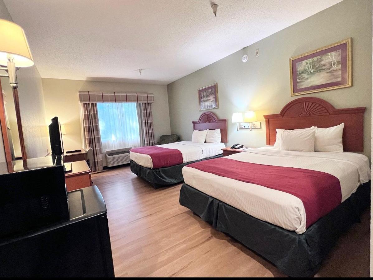Americas Best Value Inn Wiggins Esterno foto