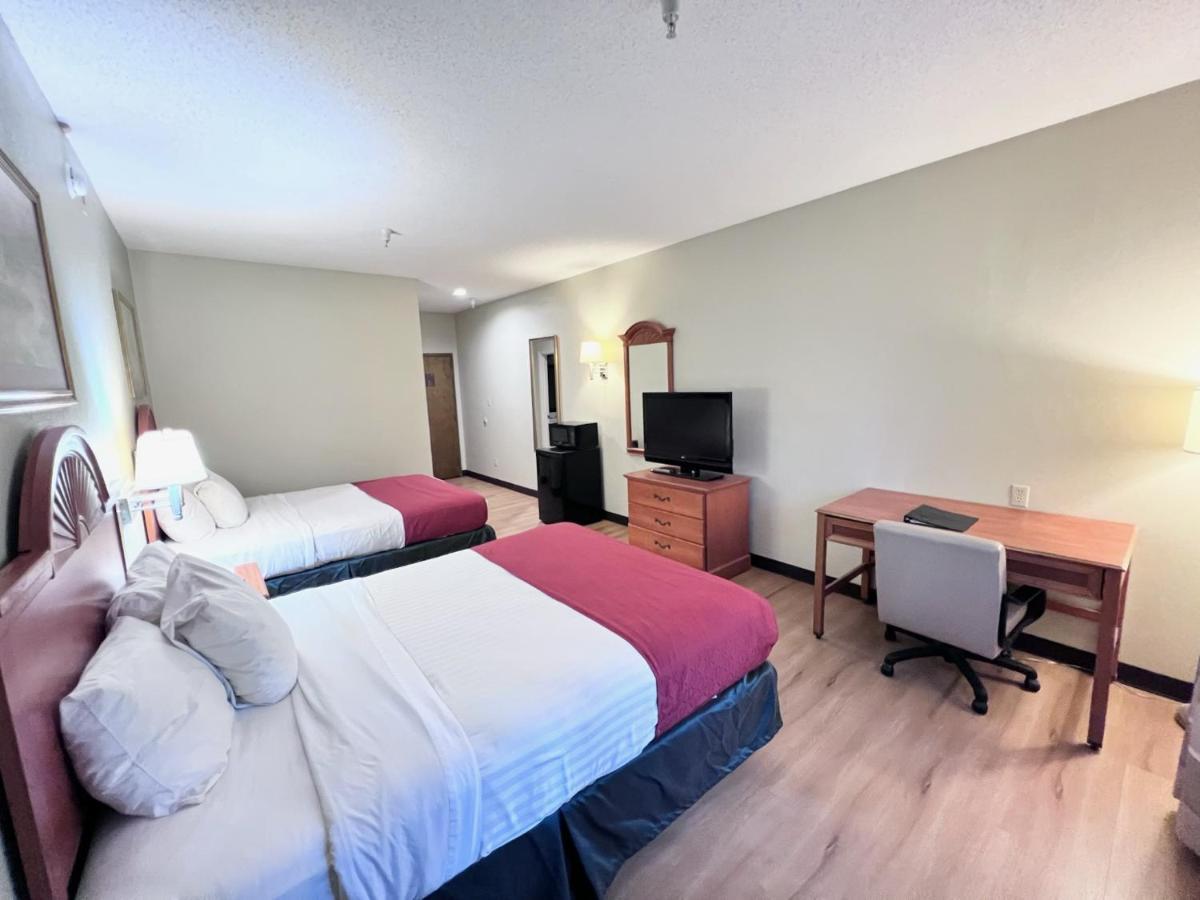 Americas Best Value Inn Wiggins Esterno foto