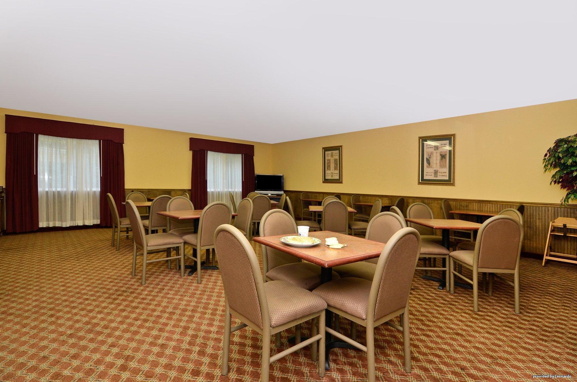 Americas Best Value Inn Wiggins Ristorante foto