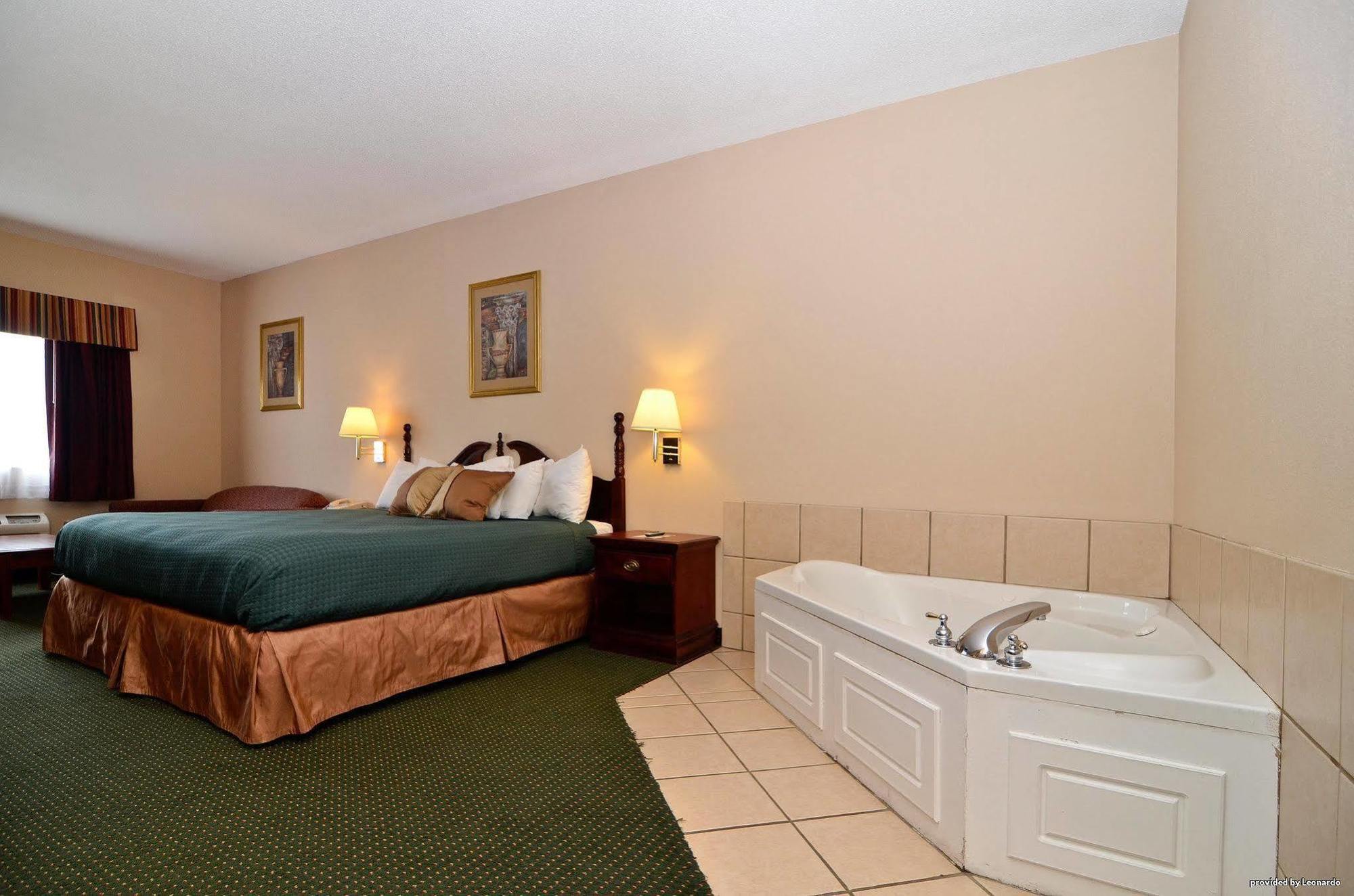Americas Best Value Inn Wiggins Camera foto