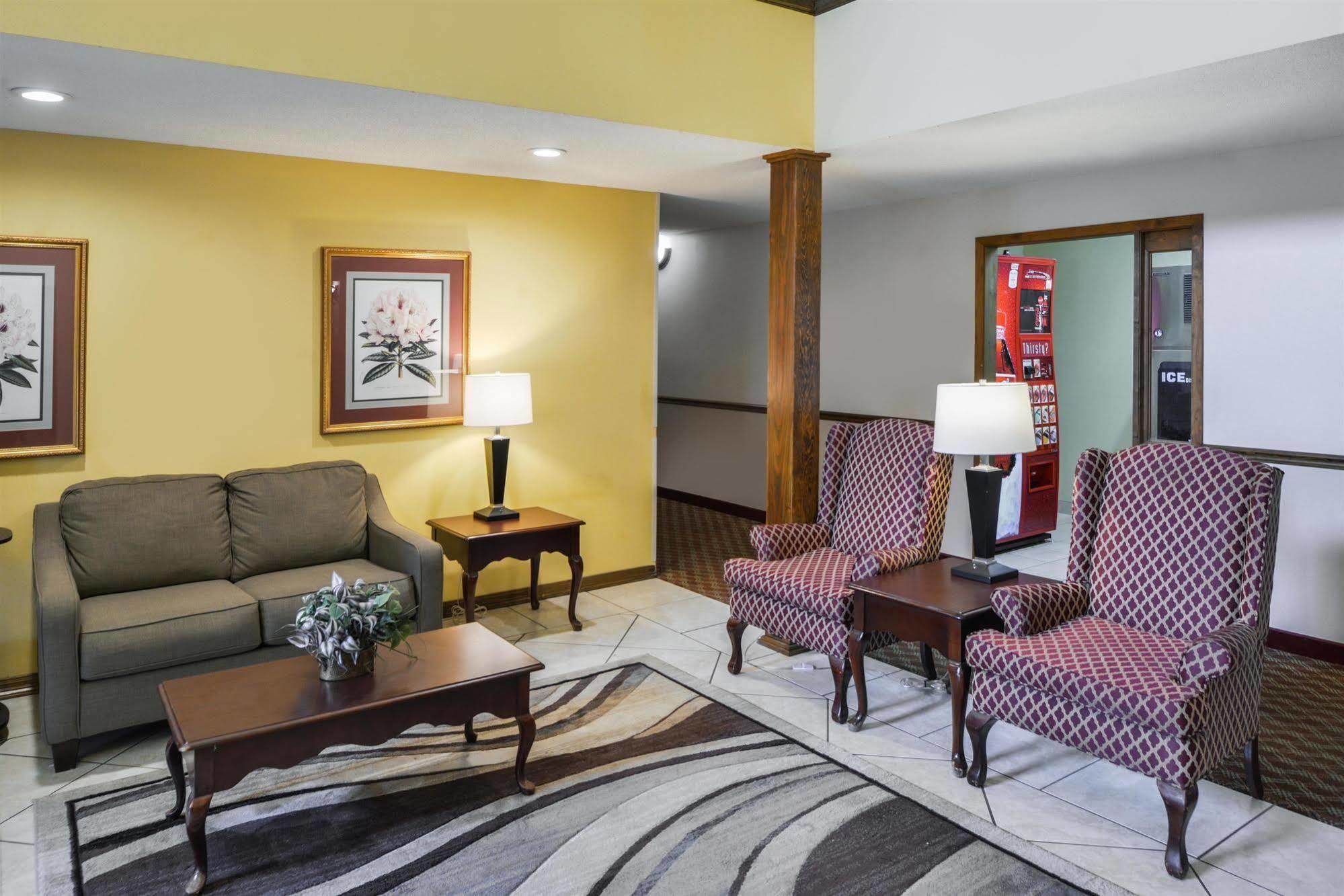Americas Best Value Inn Wiggins Esterno foto