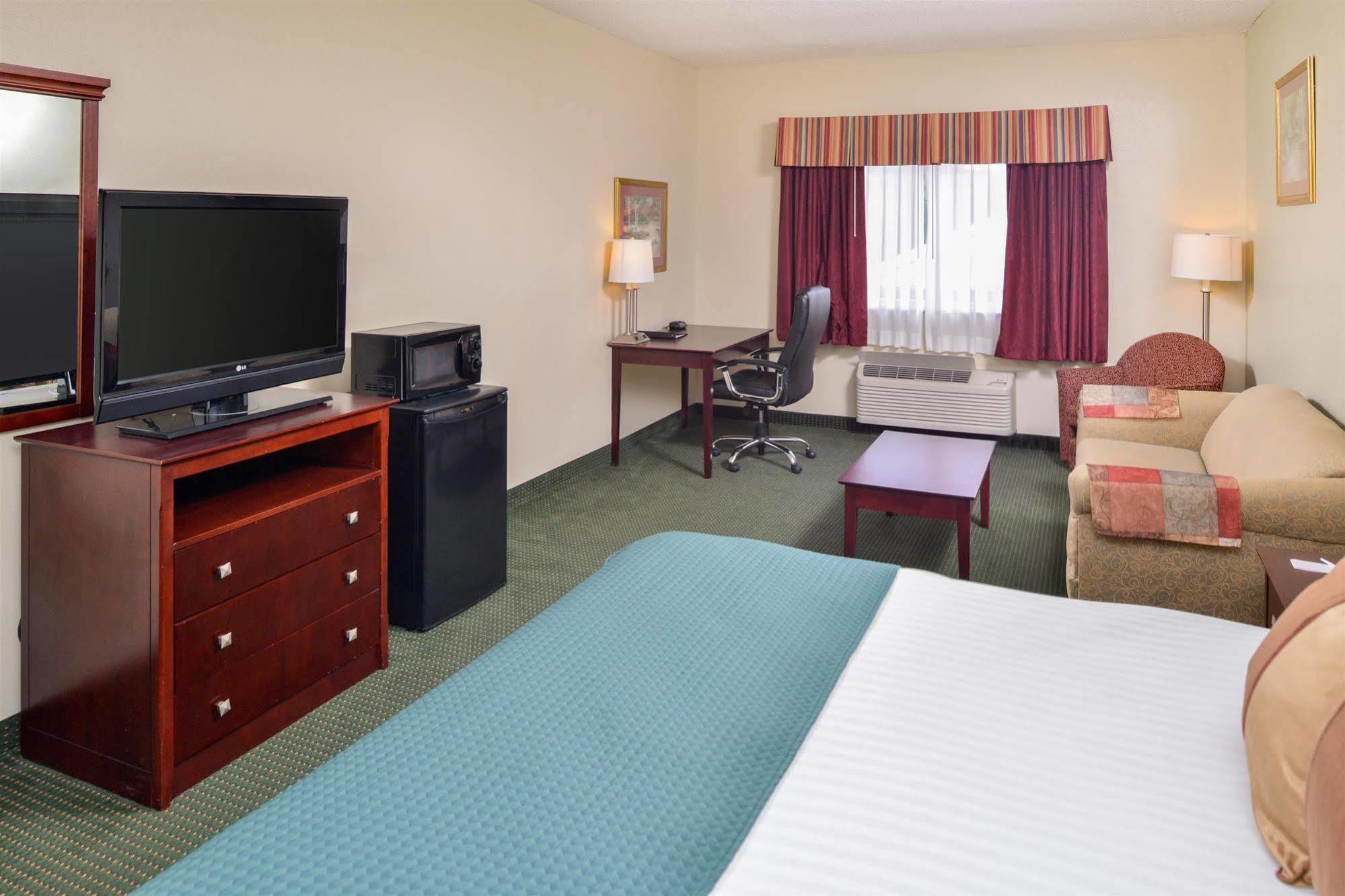 Americas Best Value Inn Wiggins Esterno foto