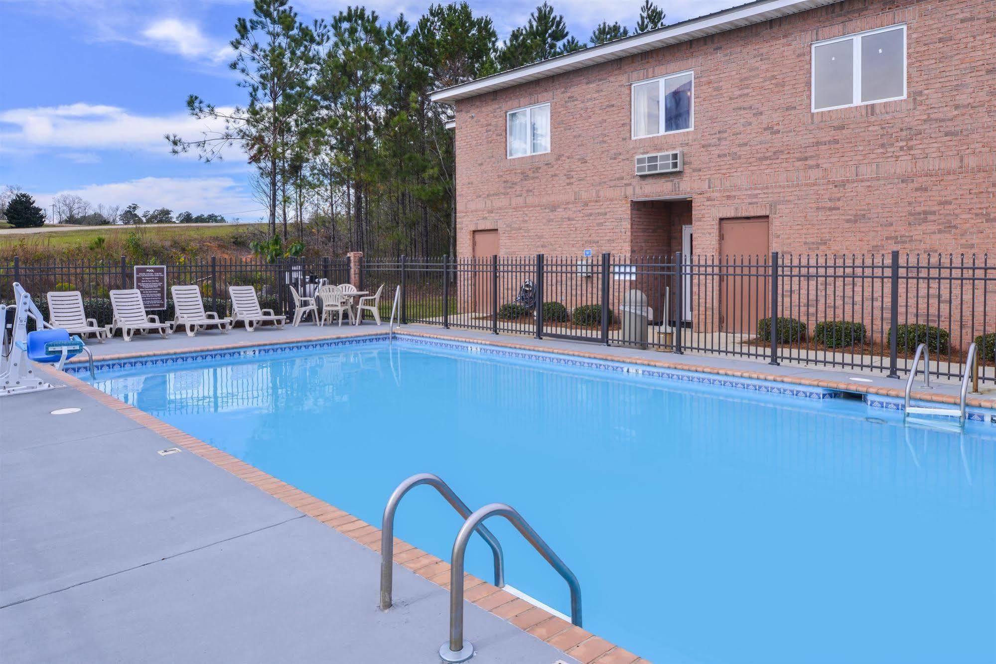 Americas Best Value Inn Wiggins Esterno foto